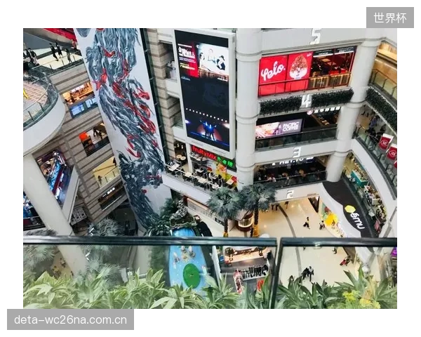 广州正佳广场的室内卡丁车场通过部署窄带物联网安全系统，成功应对了高密度客流下的碰撞频发问题